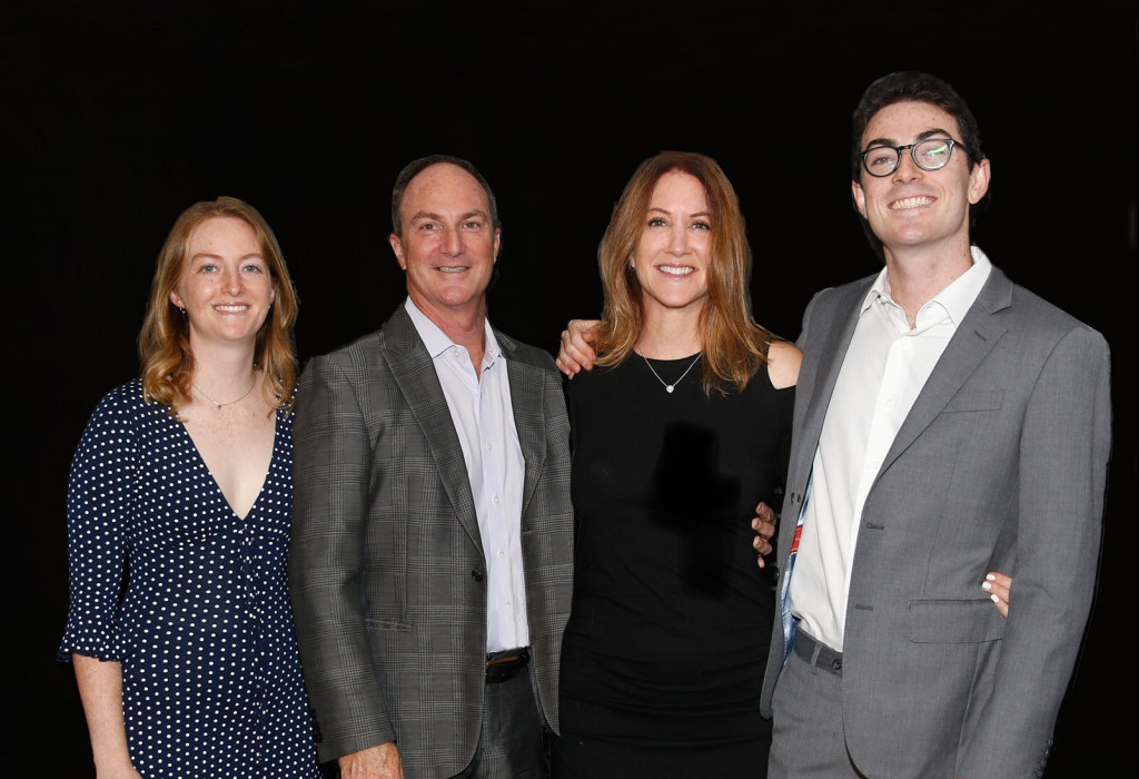 Nadel Feffer Family Jewish Community Foundation Donors Jessica Nadel and Josh Feffer with their family